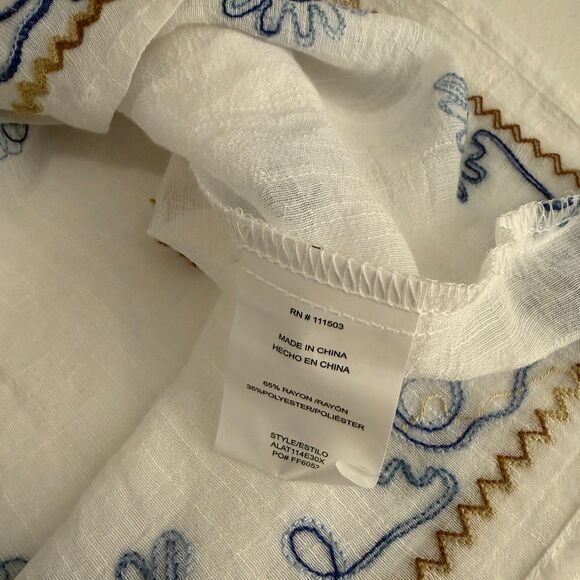 Figueroa & Flower Blouse Women's 1X V-Neck Textured 3/4 Sleeve Sheer Button Top - Picture 8 of 9